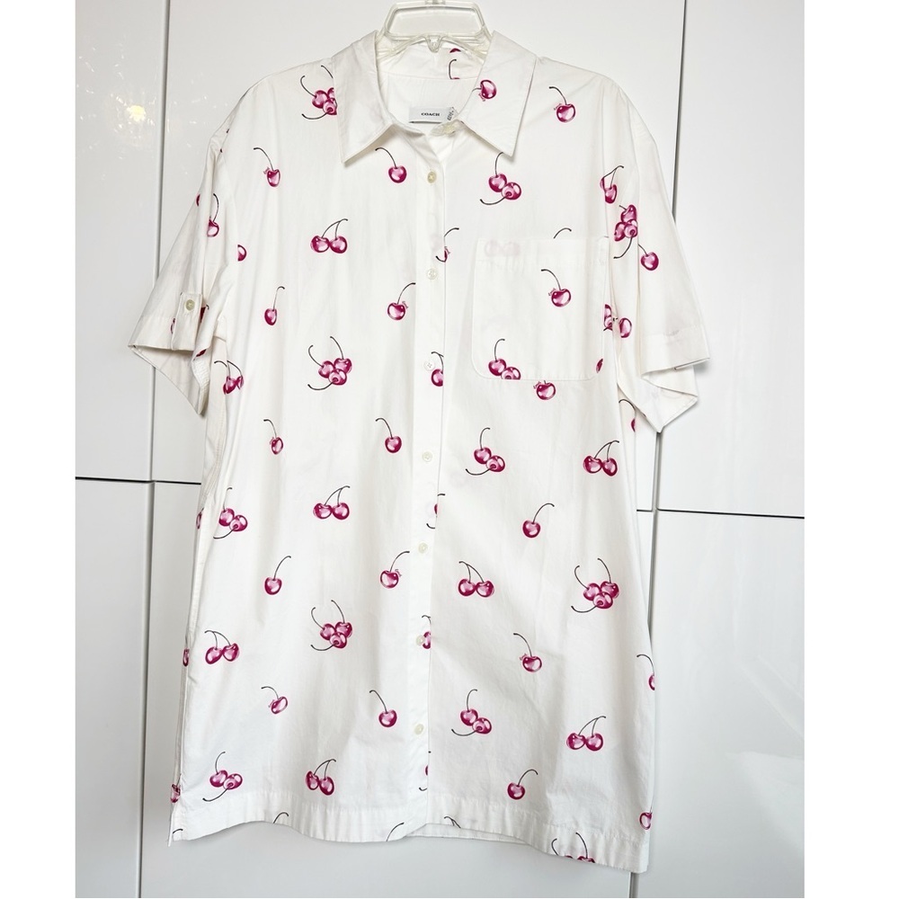 Coach Cherry Shirt Dress Button Front Pockets
Collar Size Medium Cream Red NWT